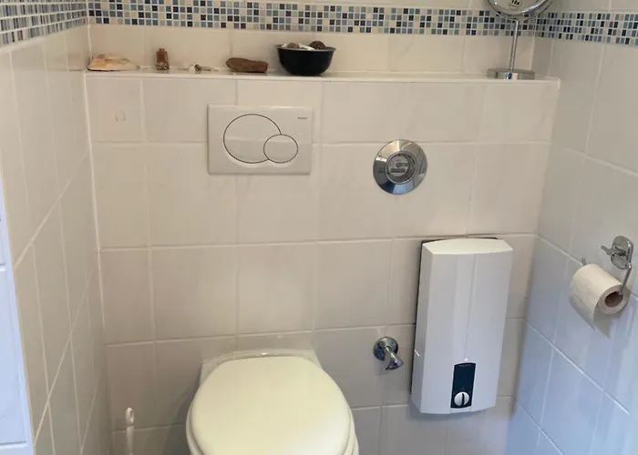 Blick Ins Gruene, Nah Am Zentrum * Trier